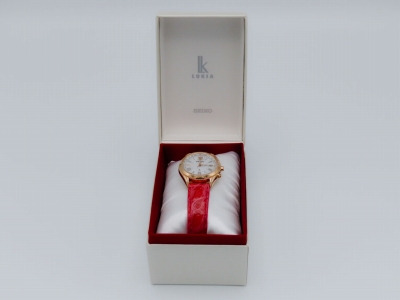 セイコー 電波腕時計 ルキア レディス SSQV042 化粧箱の内箱2