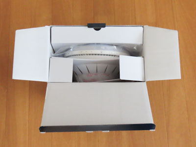 フィリップス ウェイクアップライト SmartSleep HF3519/15 化粧箱を開封