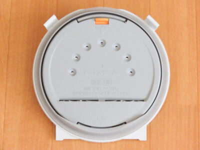 日立炊飯器RZ-TS105Mの給水レスオートスチーマー（表側）