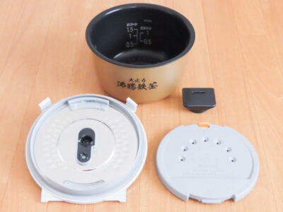 日立炊飯器RZ-TS105Mの使うたびに洗う部品（4点）