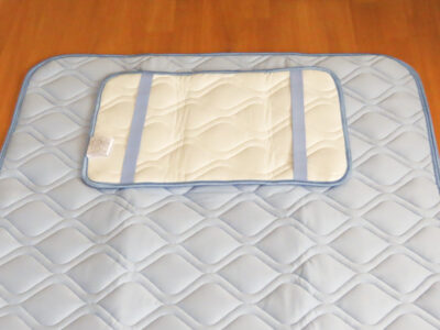 サラクリーン敷きパッドとサラクリーン枕パッドのサイズ比較