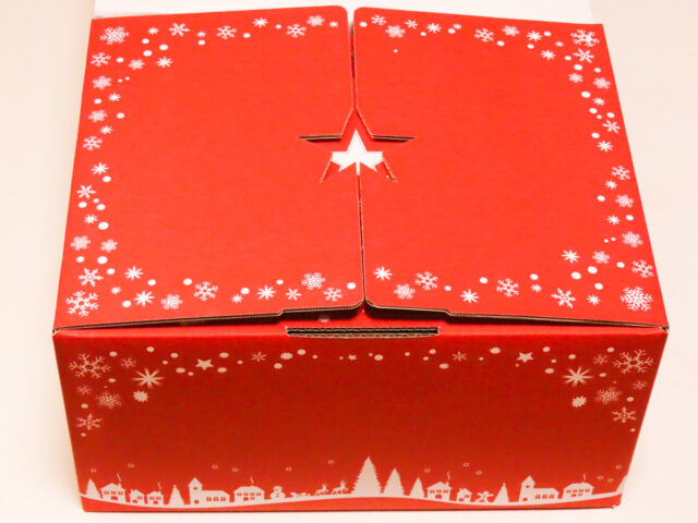 ユーハイム クリスマスギフトBOX 2022の化粧箱2（星が見えました）